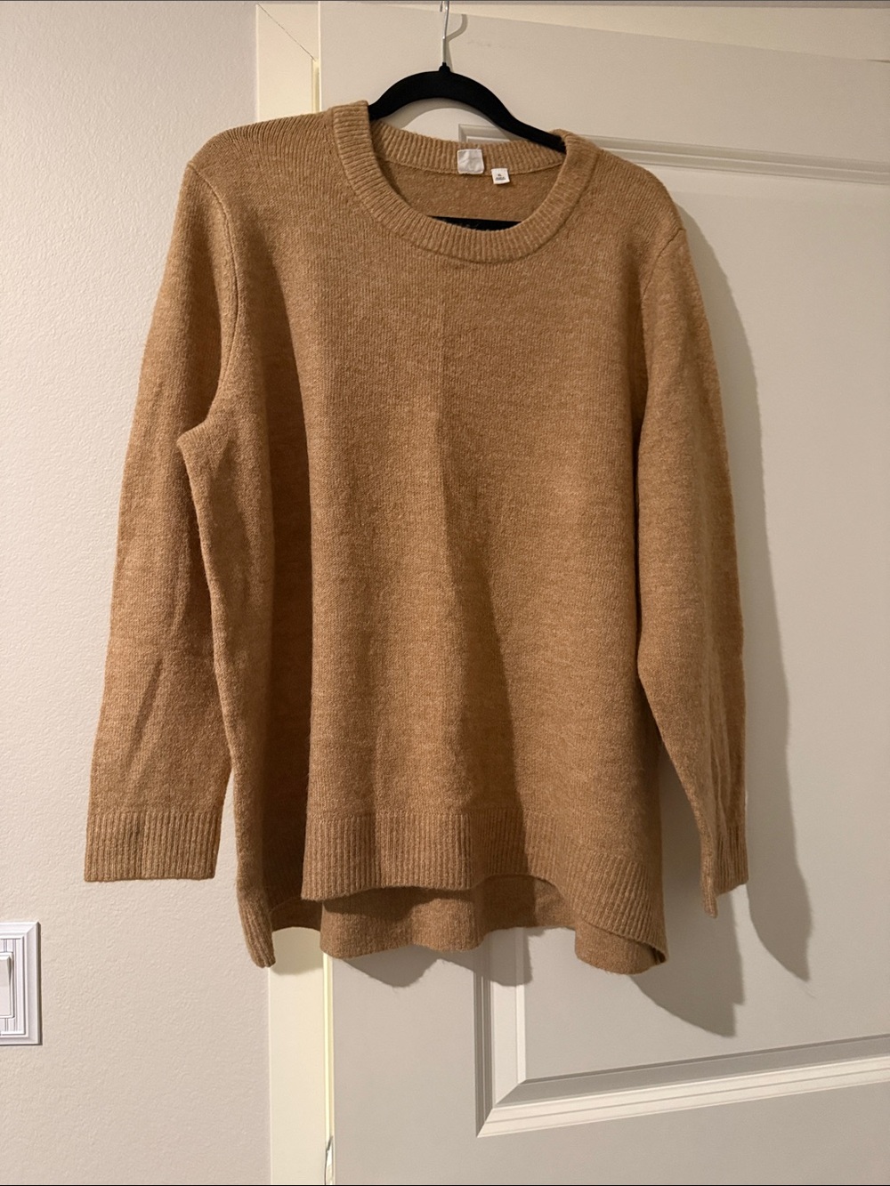 GAP Camel/Tan Crewneck Sweater